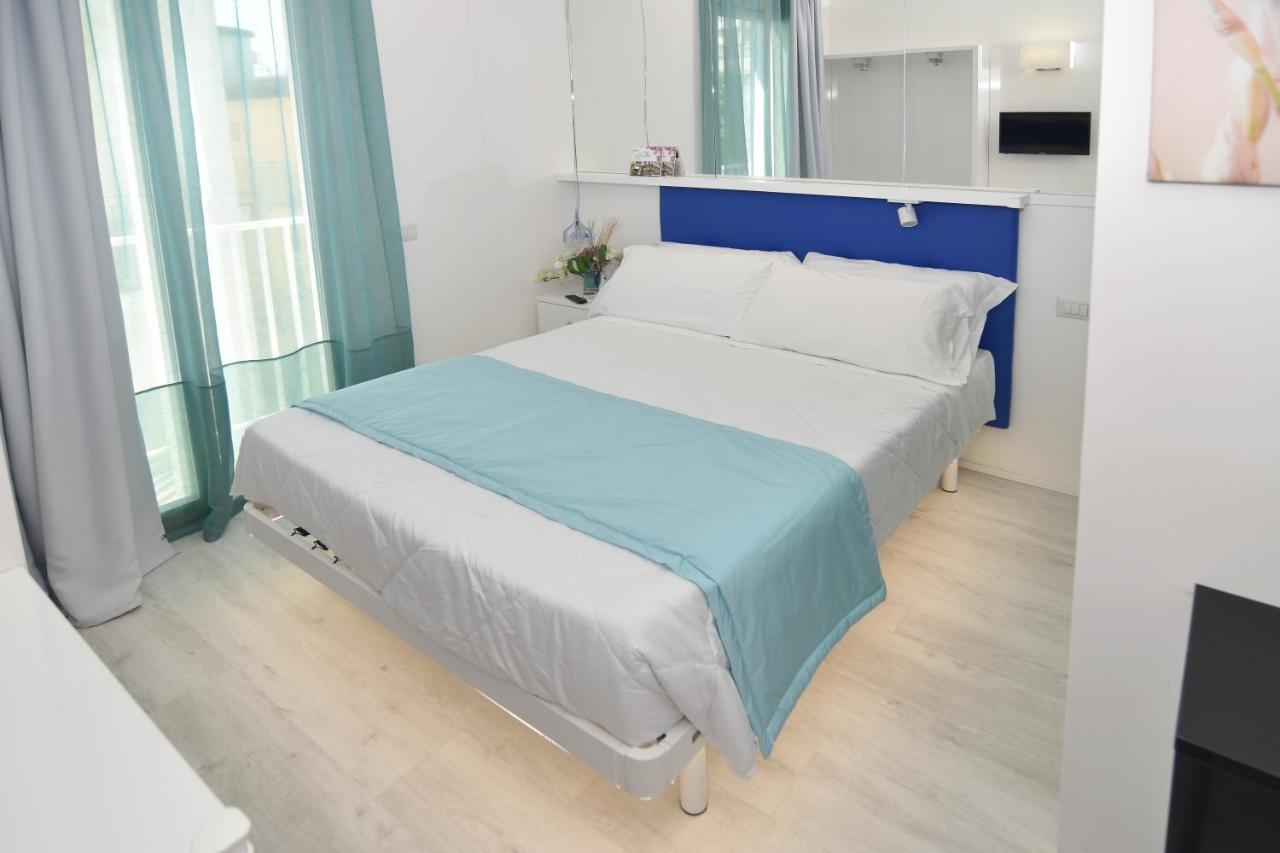 Hotel Nuovo Giardino Ρίμινι Εξωτερικό φωτογραφία